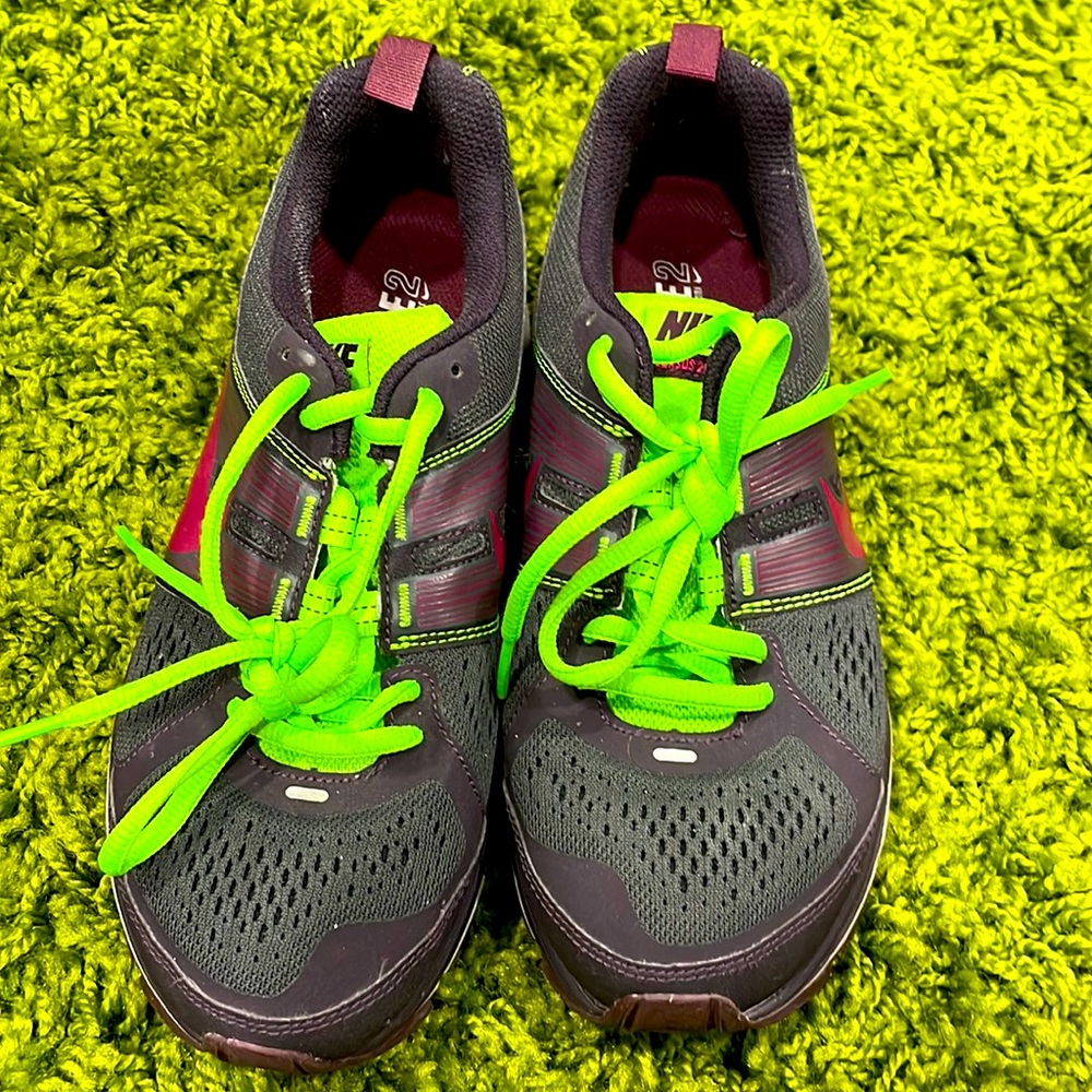 Nike runner 6.5